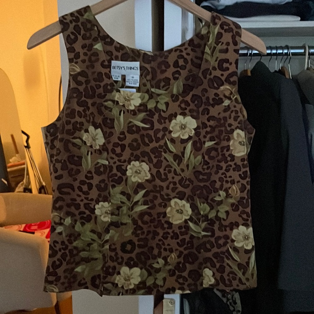 Vintage Betsy things tank